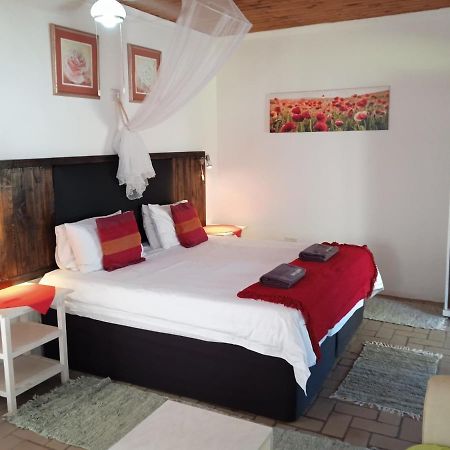Geckos B&B And Self-Catering Coffee Bay Esterno foto