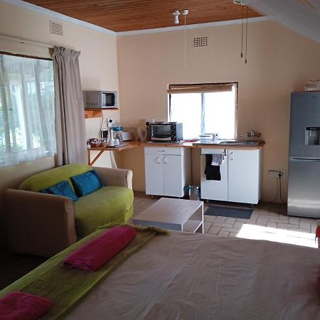 Geckos B&B And Self-Catering Coffee Bay Esterno foto